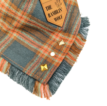 Load image into Gallery viewer, THE DAYDREAMER Flannel Pocket Bandana
