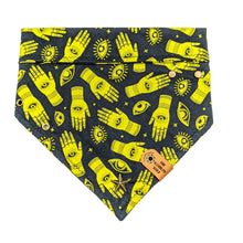 Load image into Gallery viewer, REMNANT - TALES OF THE TAROT Snap Bandana
