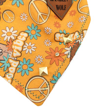 Load image into Gallery viewer, REMNANT - GOOD VIBES Pocket Bandana
